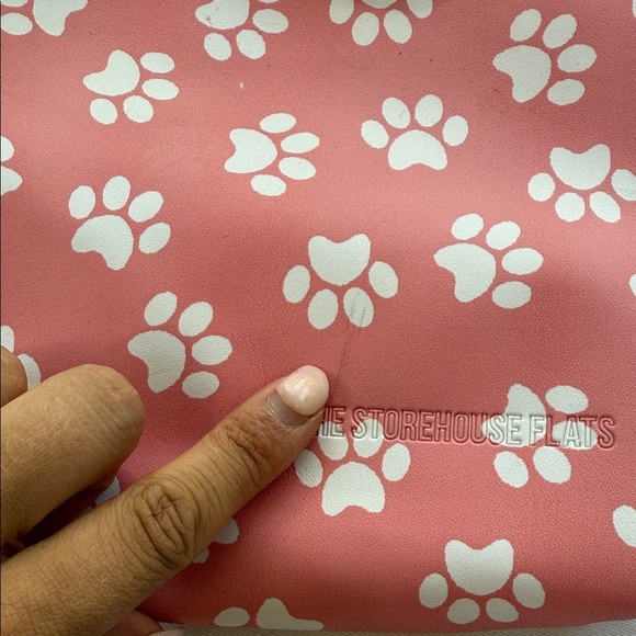Pink Paw Print Wristlet - Picture 4 of 4